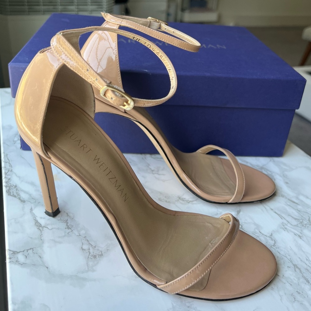 Stuart Weitzman Nudist Song Size 6.5